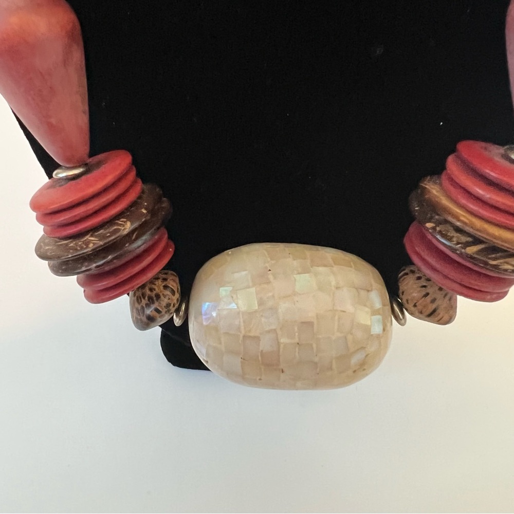 Vintage Wood Beaded Necklace w/ Mother of Pearl Mosaic - Picture 6 of 7